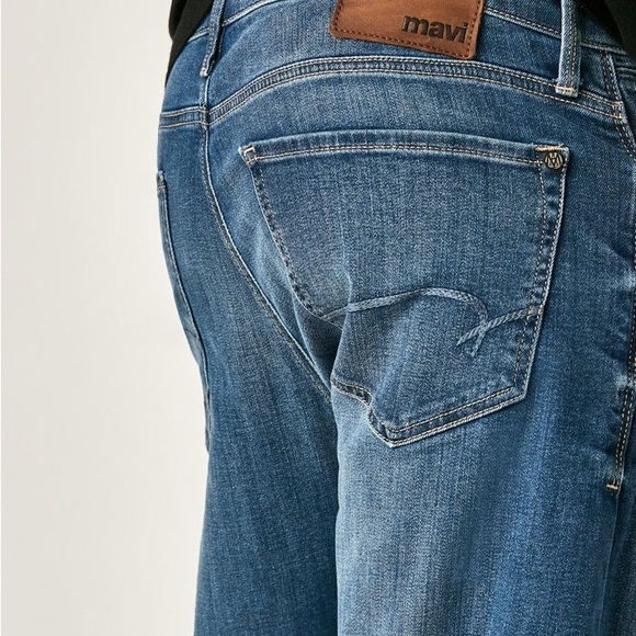Mavi Josh Bootcut Jeans - Picture 4 of 9